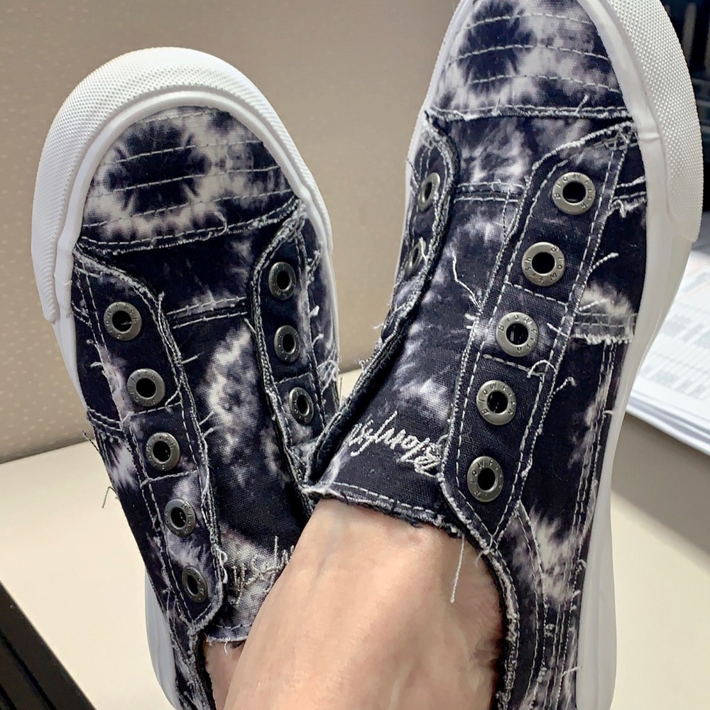 BLOWFISH SHADOW TIEDYE SNEAKS!